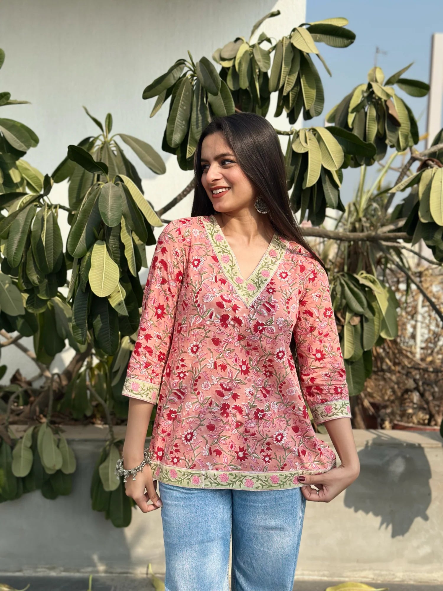 Short Kurties