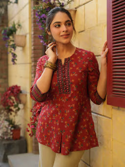 Women Maroon Ethnic Motifs Floral Printed Short Kurti